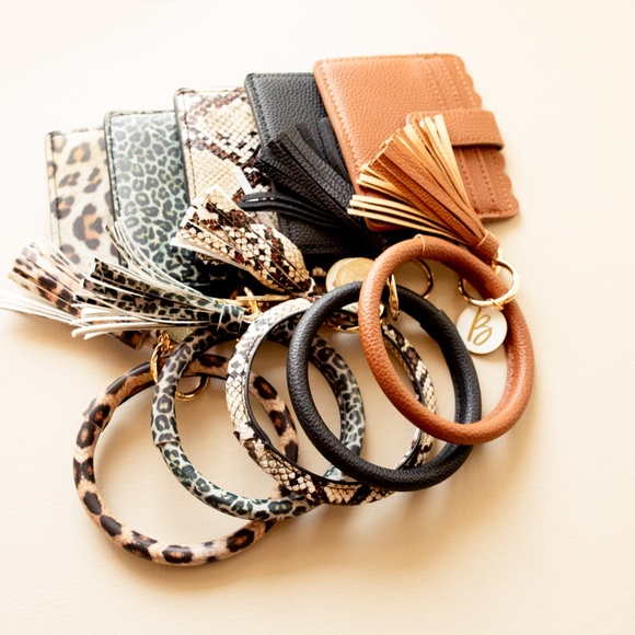 Wallet Bangle Keychain Wristlet - Picture 3 of 8